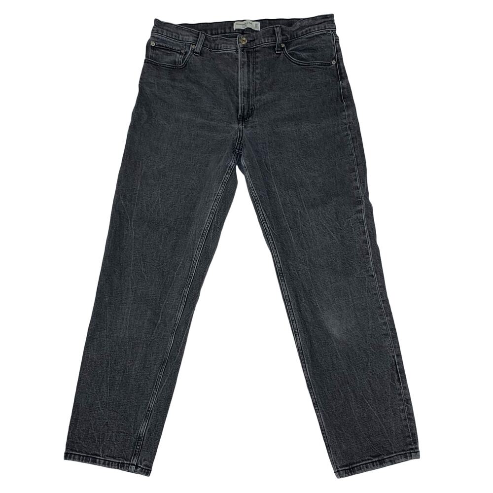 Abercrombie & Fitch The Mom High Rise Black Jeans sz 30 / 10 Tapered Straight